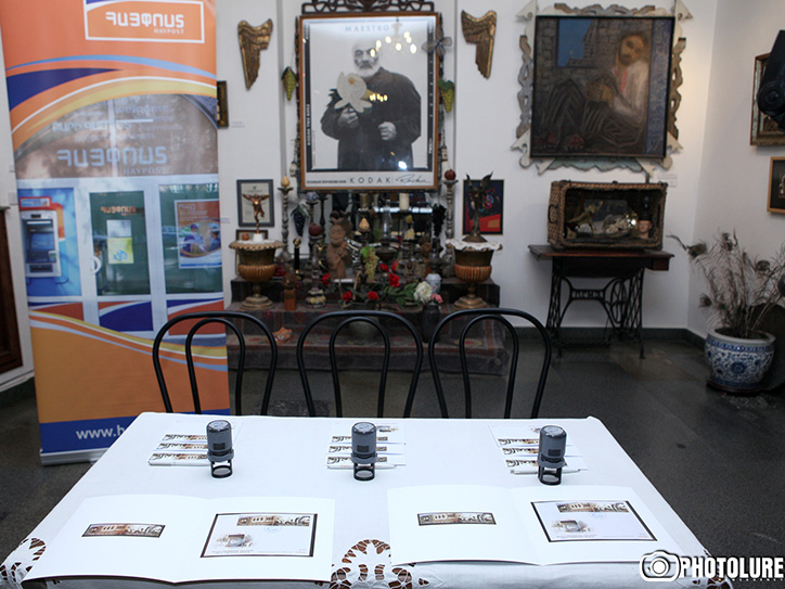 dve_pochtovye_marki_posvyashchennye_domu_muzeyu_paradzhanova_pogasheny_v_erevane - рис.2