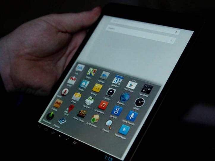 premer_ministr_armenii_stal_obladatelem_pervogo_plansheta_armyanskogo_proizvodstva_foto - рис.2 premer_ministr_armenii_stal_obladatelem_pervogo_plansheta_armyanskogo_proizvodstva_foto - рис.2