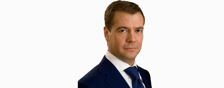 Медведев объяснил, зачем ему Twitter и Facebook