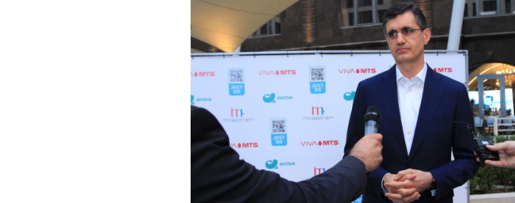 При участии "дочки" Viva-MTS запущена инновационная финансовая система бесконтактных платежей JustQR (ФОТО)