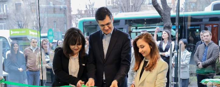 Վերաբացվեց Կոմիտաս 30 հասցեում գտնվող Ucom-ի վաճառքի և սպասարկման նորացված կենտրոնը