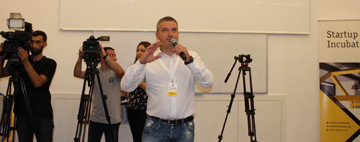 Резиденты Beeline Startup Incubator-а выступили перед инвесторами