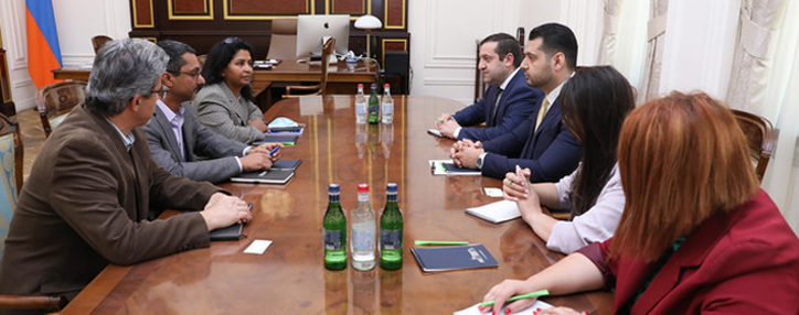 Вице-премьер Армении обсудил с руководством “AMD” расширение деятельности в стране