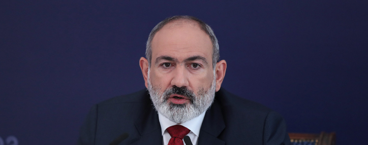 Пашинян заявил о гибридной войне против Армении