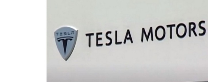 Tesla готовит конкурента Apple App Store и Google Play - источники 