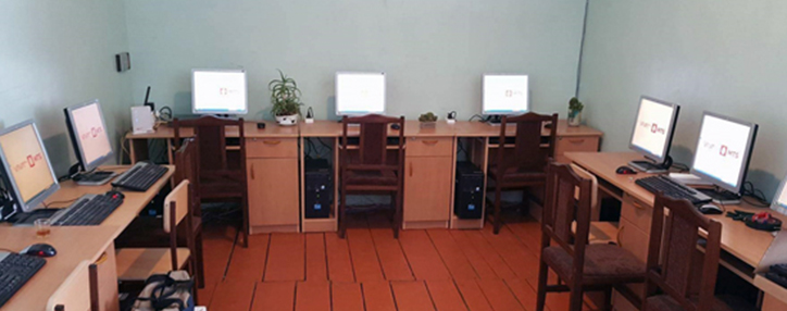 VivaCell-MTS подарил компьютеры жителям приграничных сел Армении