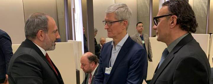 Пашинян встретился в Давосе с главой Apple