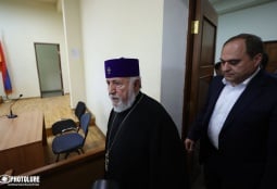 Судья по делу Католикоса и шести иерархов взял самоотвод на первом заседании — адвокат (ФОТО) 