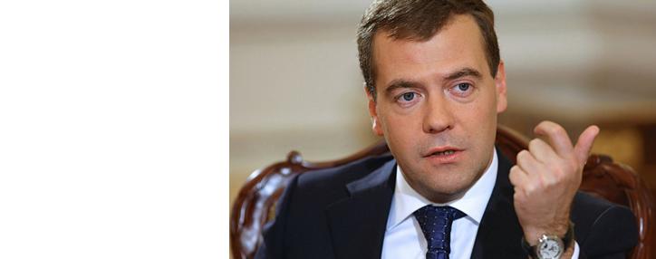 IT-отрасль России должна расти быстрее ВВП в 3 раза — Медведев