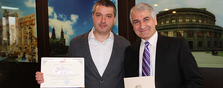 Гендиректор ЗАО "АрменТел" удостоен благодарственной грамоты премьер-министра Армении