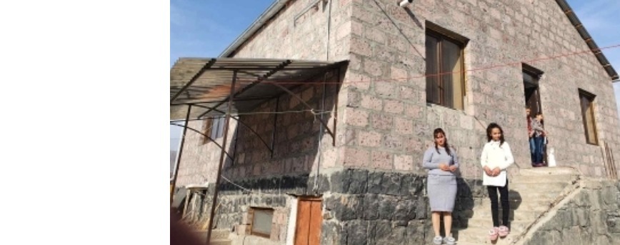 Многодетная семья в селе Арпи отпраздновала новоселье при содействии Viva-MTS