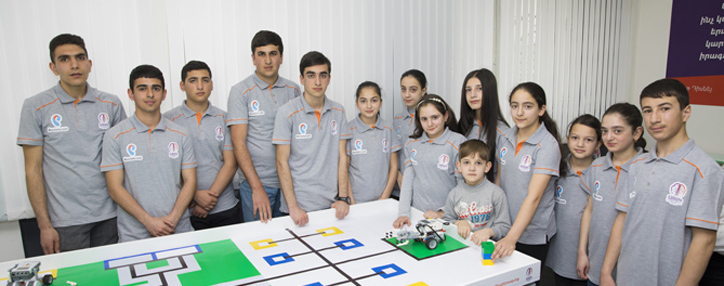 Դեպի երազանք․ Ռոստելեկոմը հիմնել է ռոբոտաշինության ուսուցման առաջին լաբորատորիան Գյումրիում (ՖՈՏՈ)