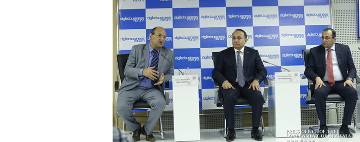 ИТ-сфера успешно обеспечивает конкурентоспособность Армении в мире – премьер