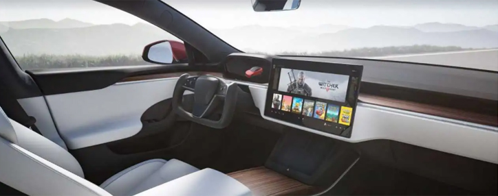  В электрокарах Tesla появятся игры для ПК