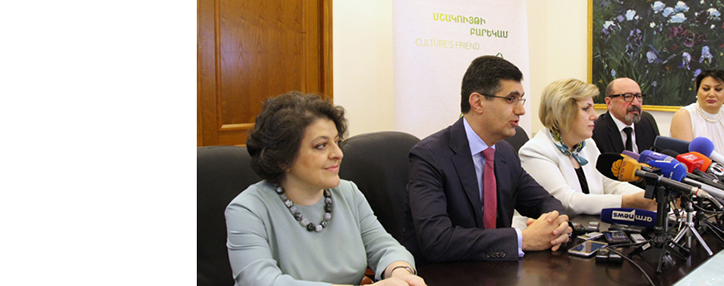 VivaCell-MTS и кинофестиваль "Зотолой абрикос" отмечают 10-летие сотрудничества