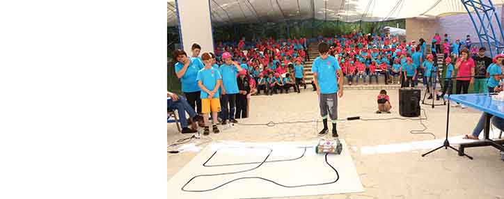 Группа из 300 юных инженеров завершила обучение в Летнем технологическом лагере