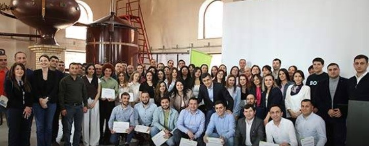 Программа LEAD для менеджеров среднего звена компании Ucom имеет первых выпускников