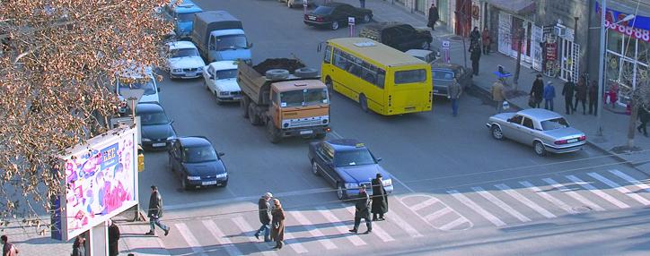  Полиция задействовала видеокамеры дорожного наблюдения и радары измерения скорости  в Ереване 