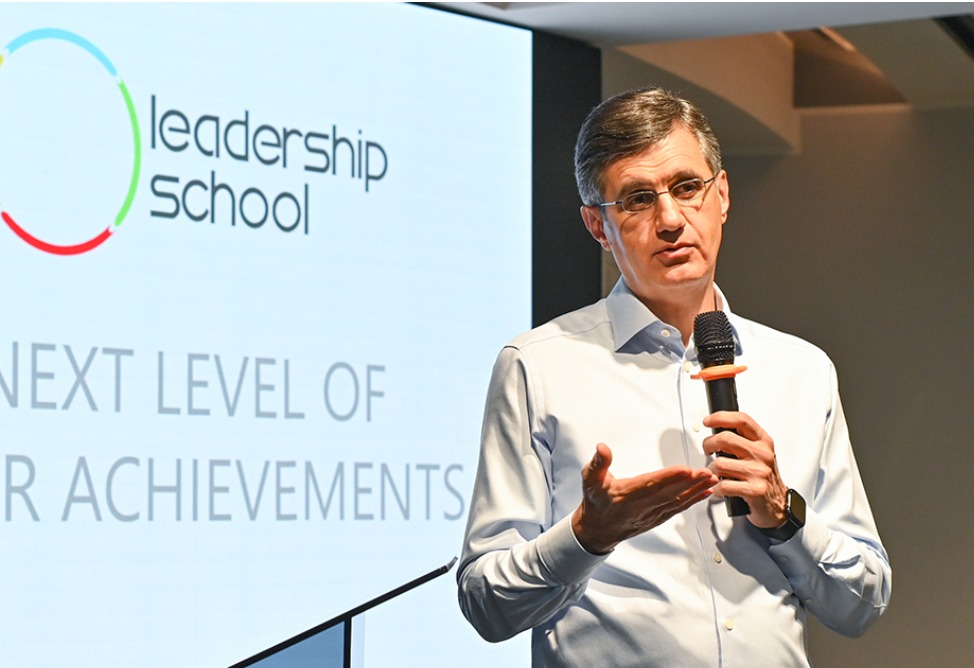 Ральф Йирикян прочитал лекцию в Школе лидерства