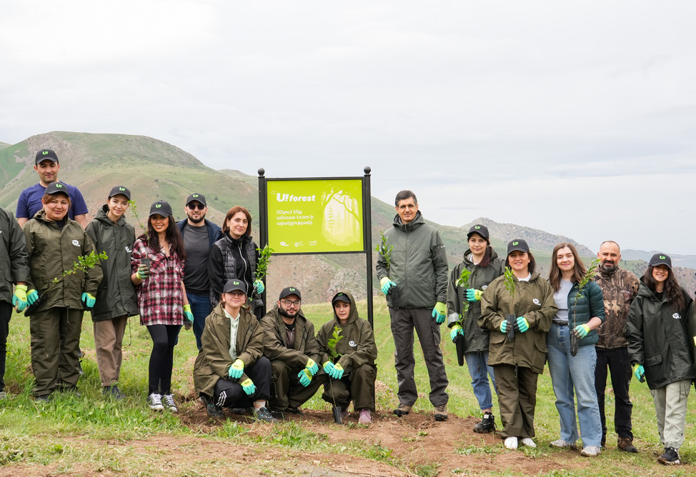 Сотрудники Ucom приняли участие в работе по восстановлению леса в Вайоц Дзоре