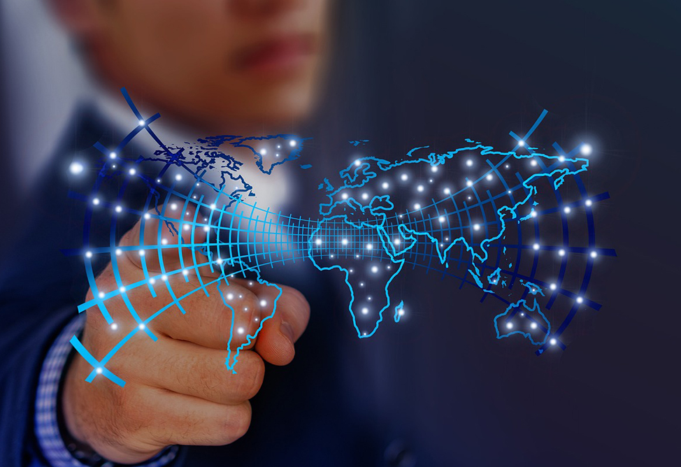 Будущее человечества определит доступность технологий – экс-премьер Малайзии