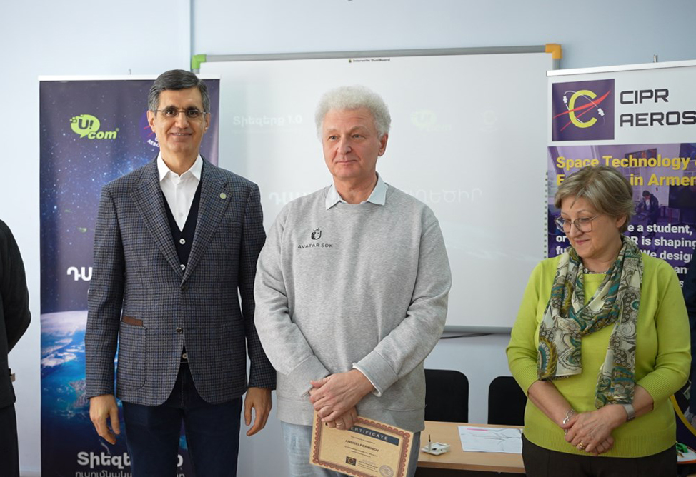 Ucom оказывает поддержку развитию космической инженерии в Армении