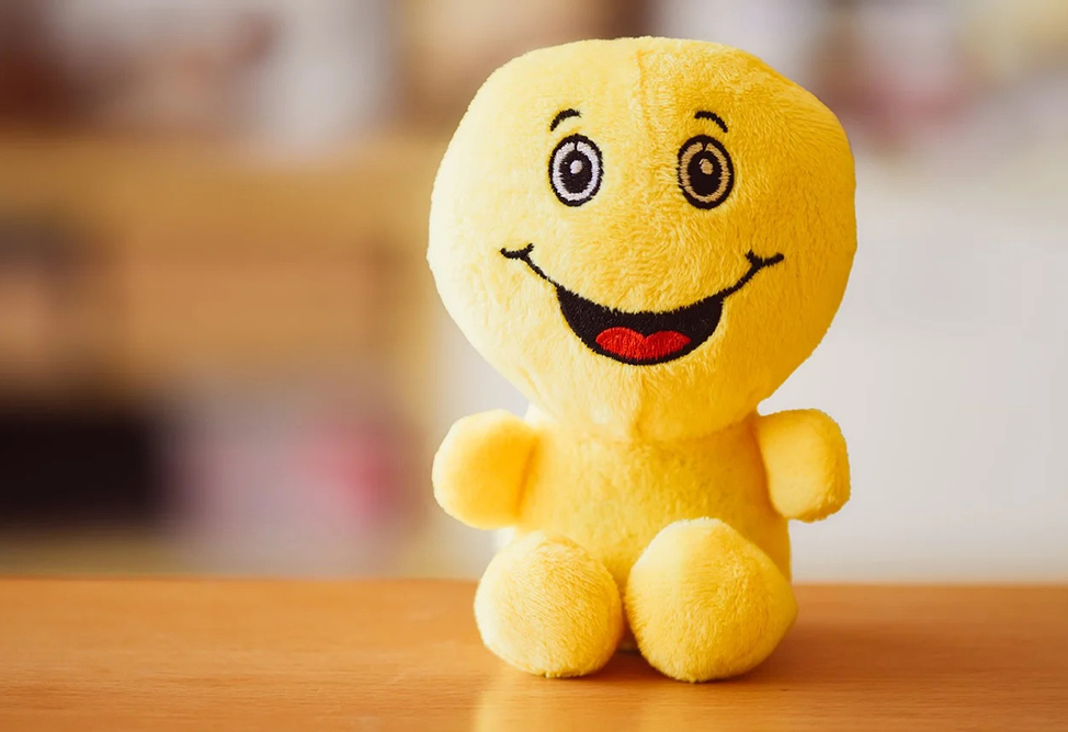 Сундук, огрызок и снежный человек - консорциум Unicode анонсировал новые эмодзи