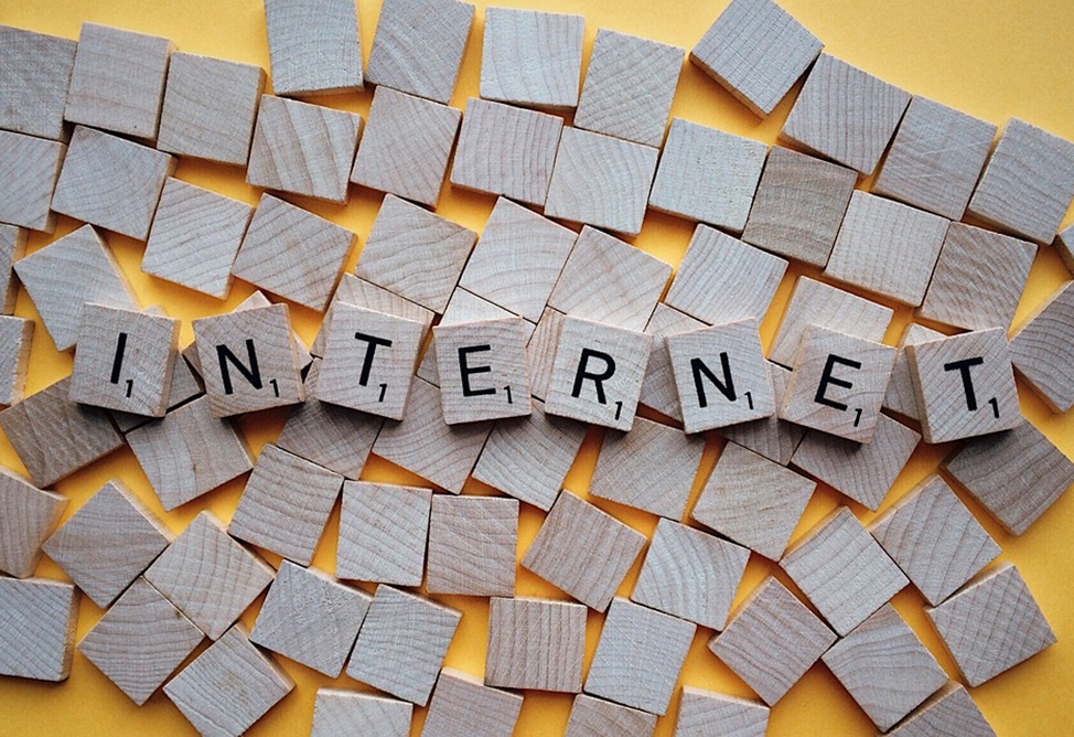 Власти Ирана ограничили использование интернета после атаки со стороны Израиля 