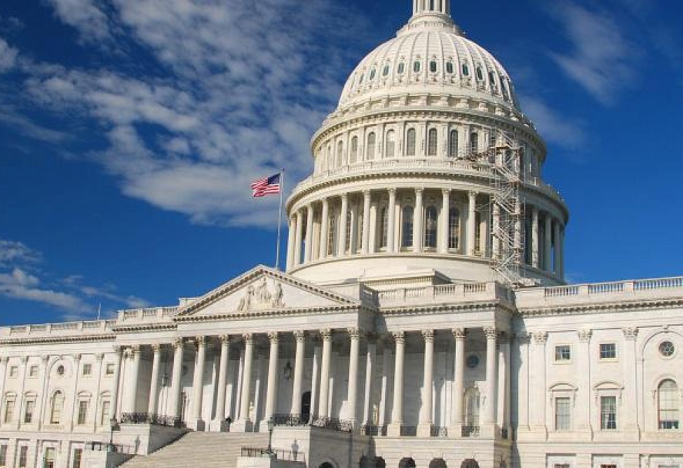 Конгресс США поддержал ужесточение ограничений против китайских телекоммуникационных компаний КНР